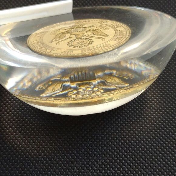 Liberty Bell Eagle Coin Vintage Paperweight Lucite Resin - Picture 13 of 16